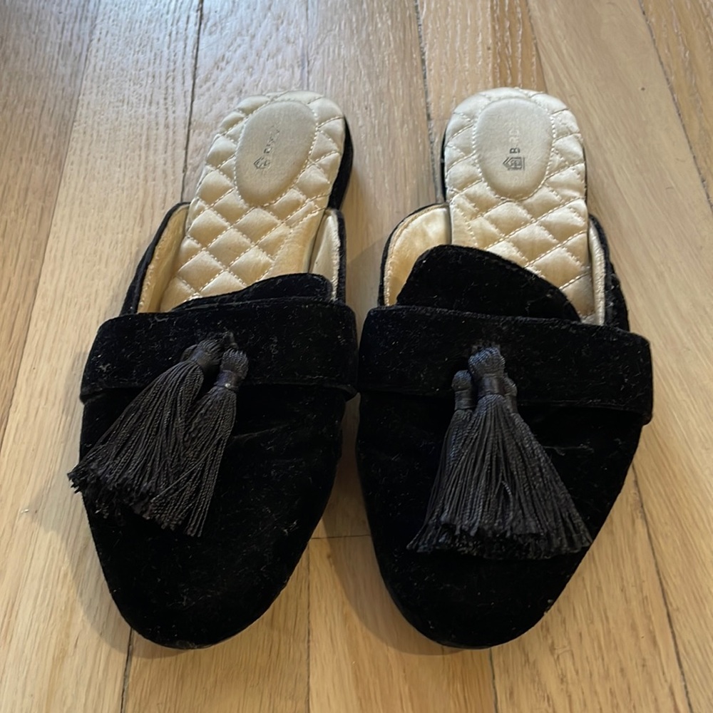 Birdie Tassel flats
